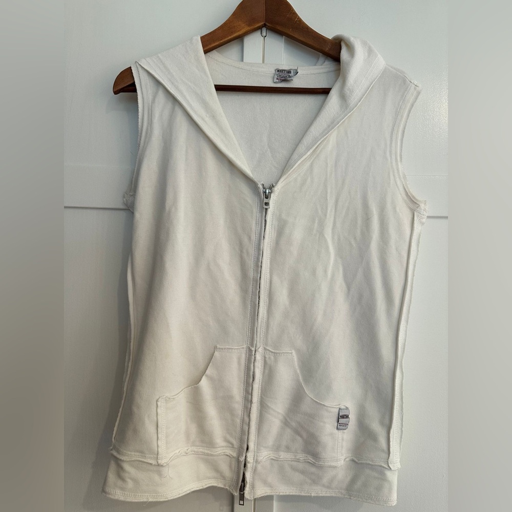 Women's White Zip-Up Sleeveless Hoodie